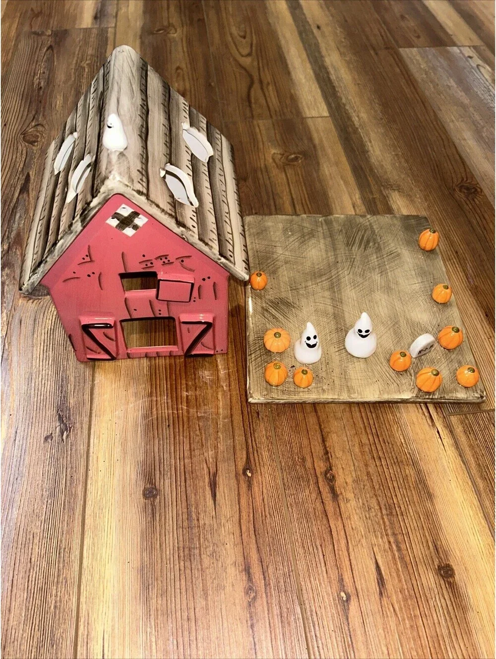 RARE 90s Bath & Body Works White Barn Ceramic Pumpkin Haunted Barn Luminary